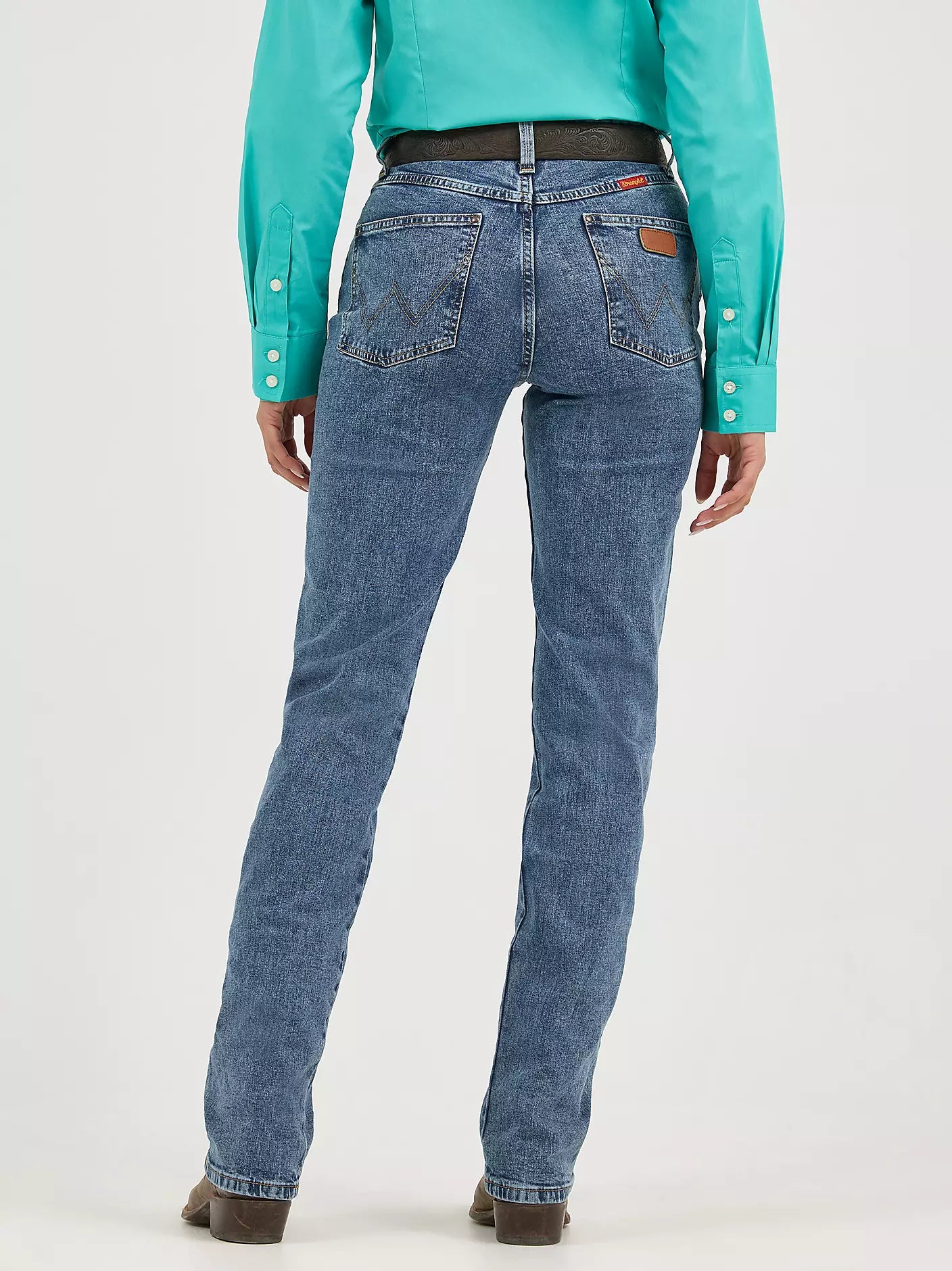 Wrangler Women's Cowboy Cut Slim Fit Stretch Jean