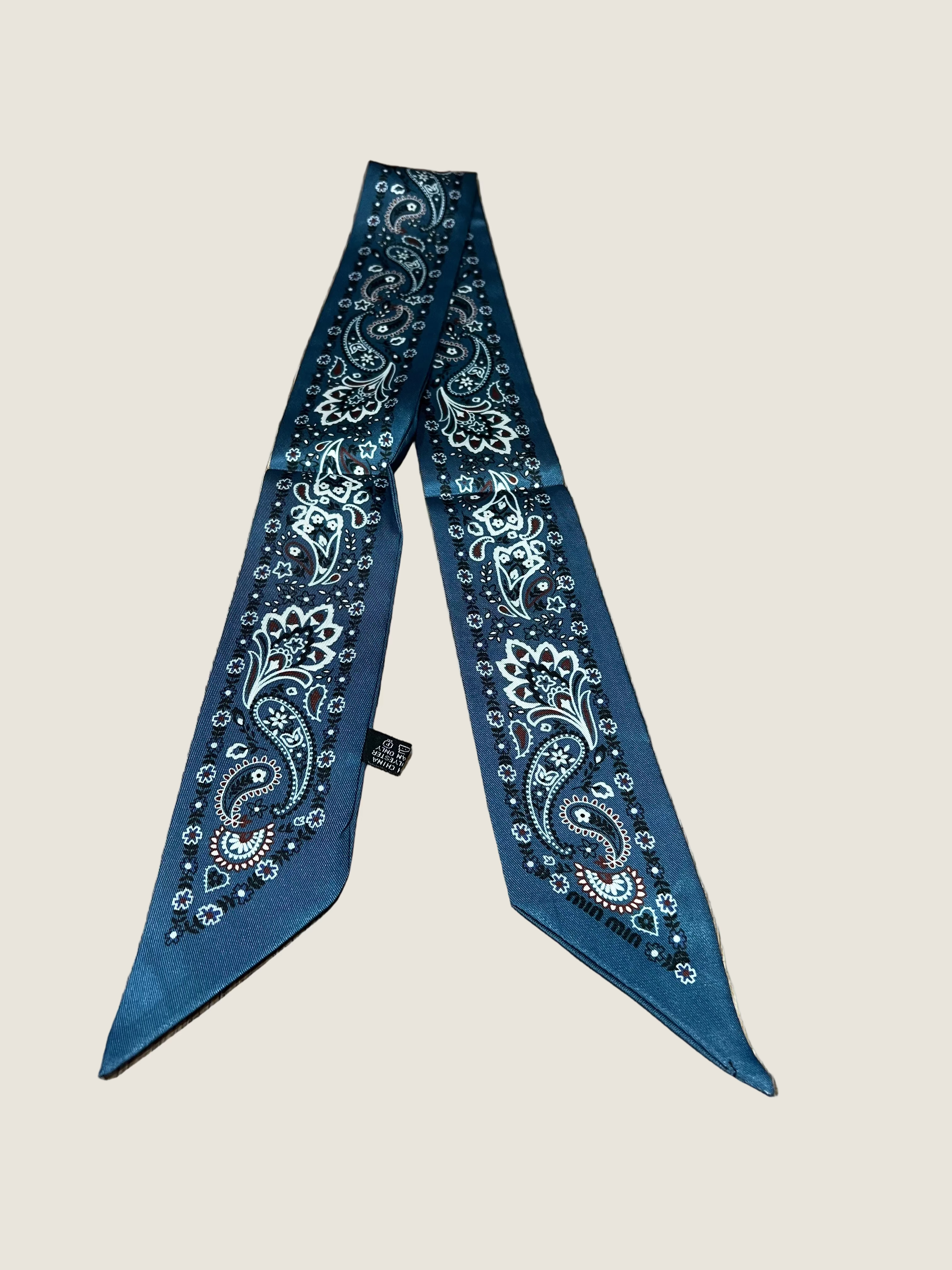 Ribbon Scarf