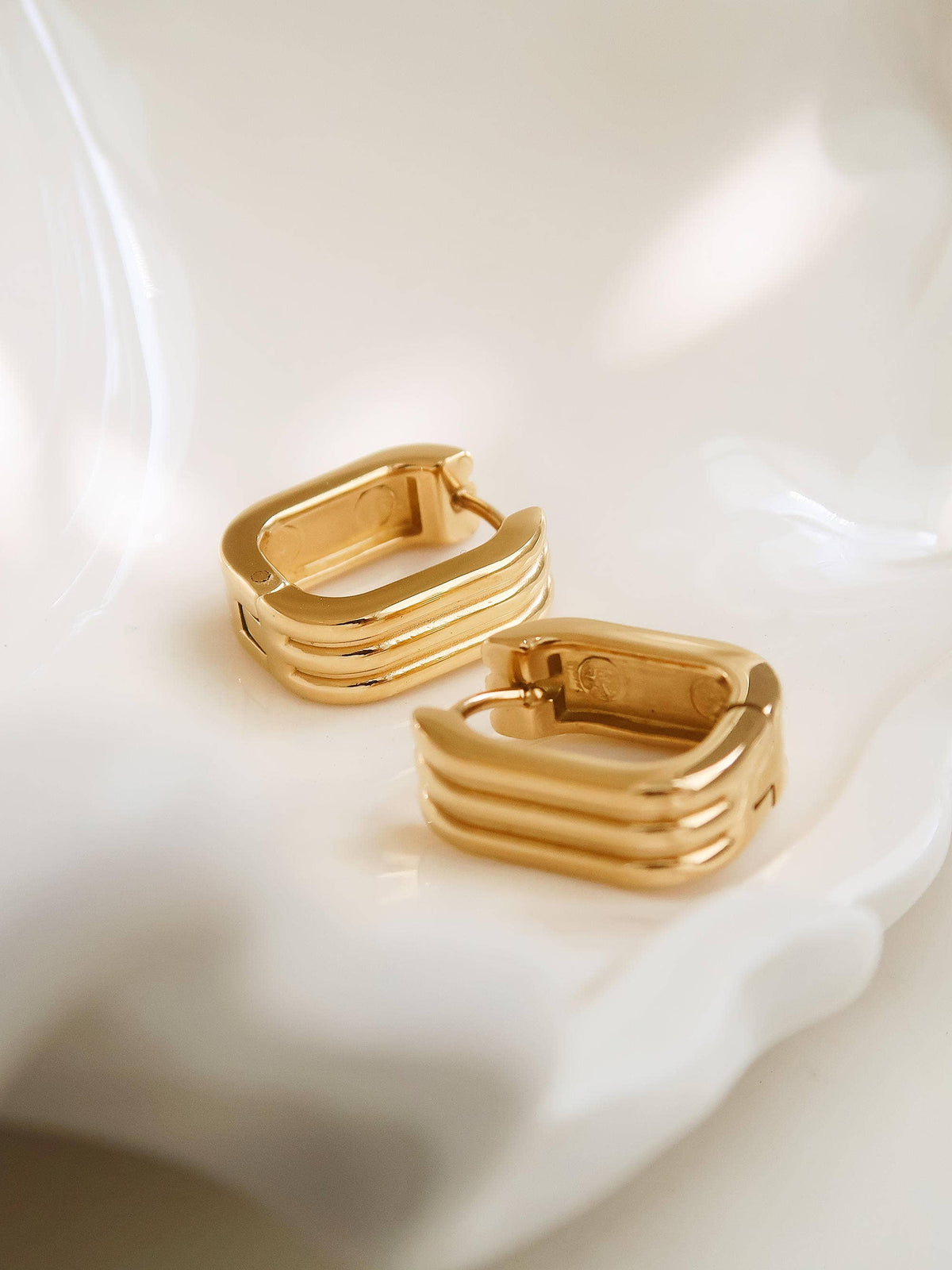 Flanerie Noa 18K Gold Non-Tarnish Stripe Hoop Earring