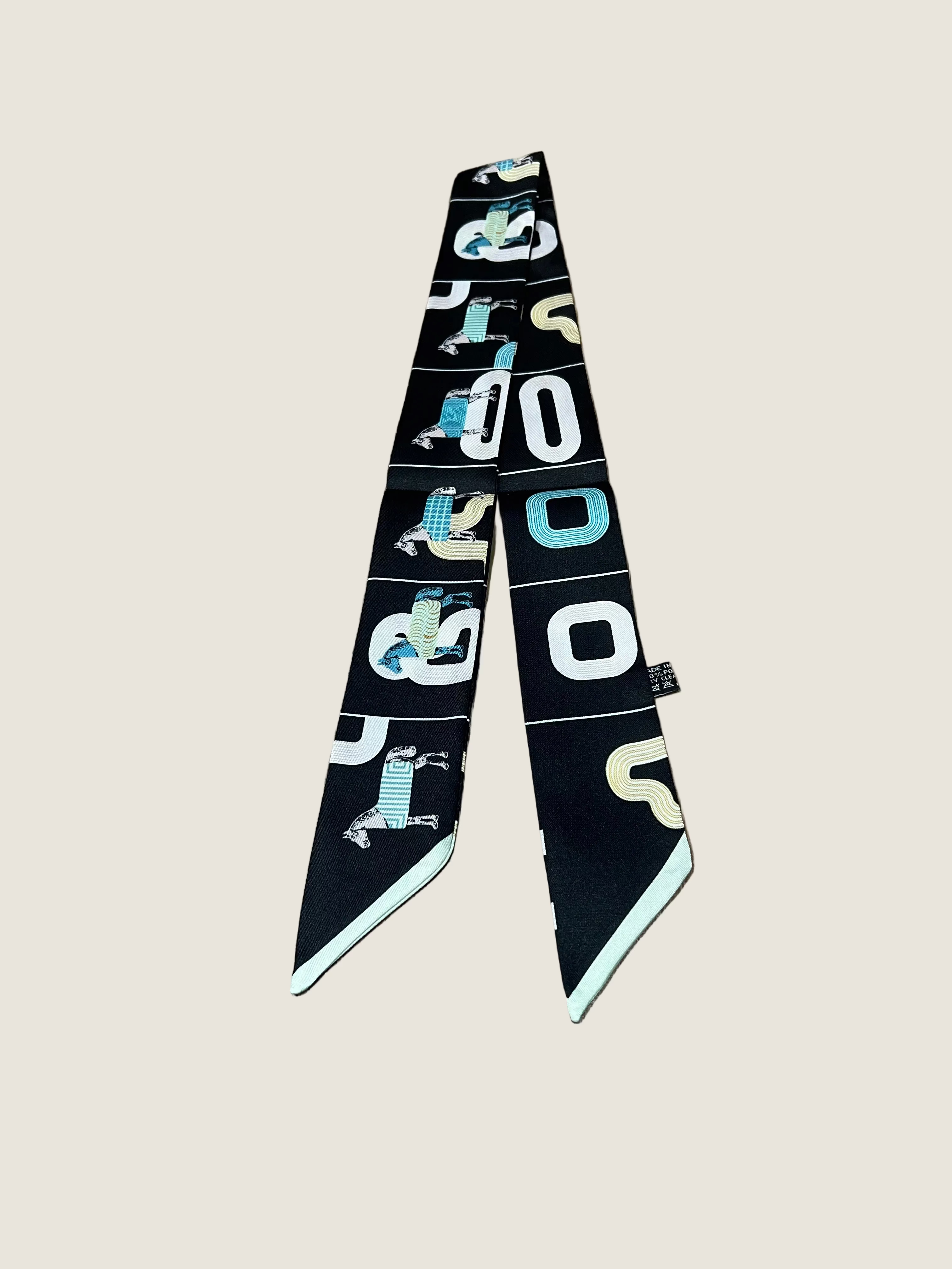 Ribbon Scarf