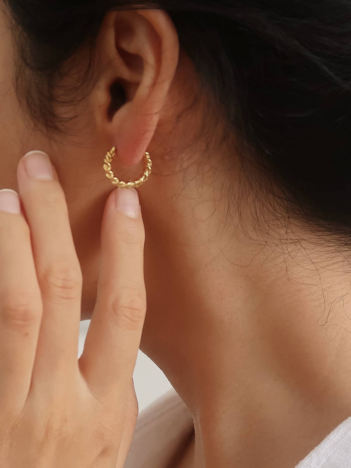 Flanerie Cere 18K Gold Non-Tarnish Twisted Hoop Earrings