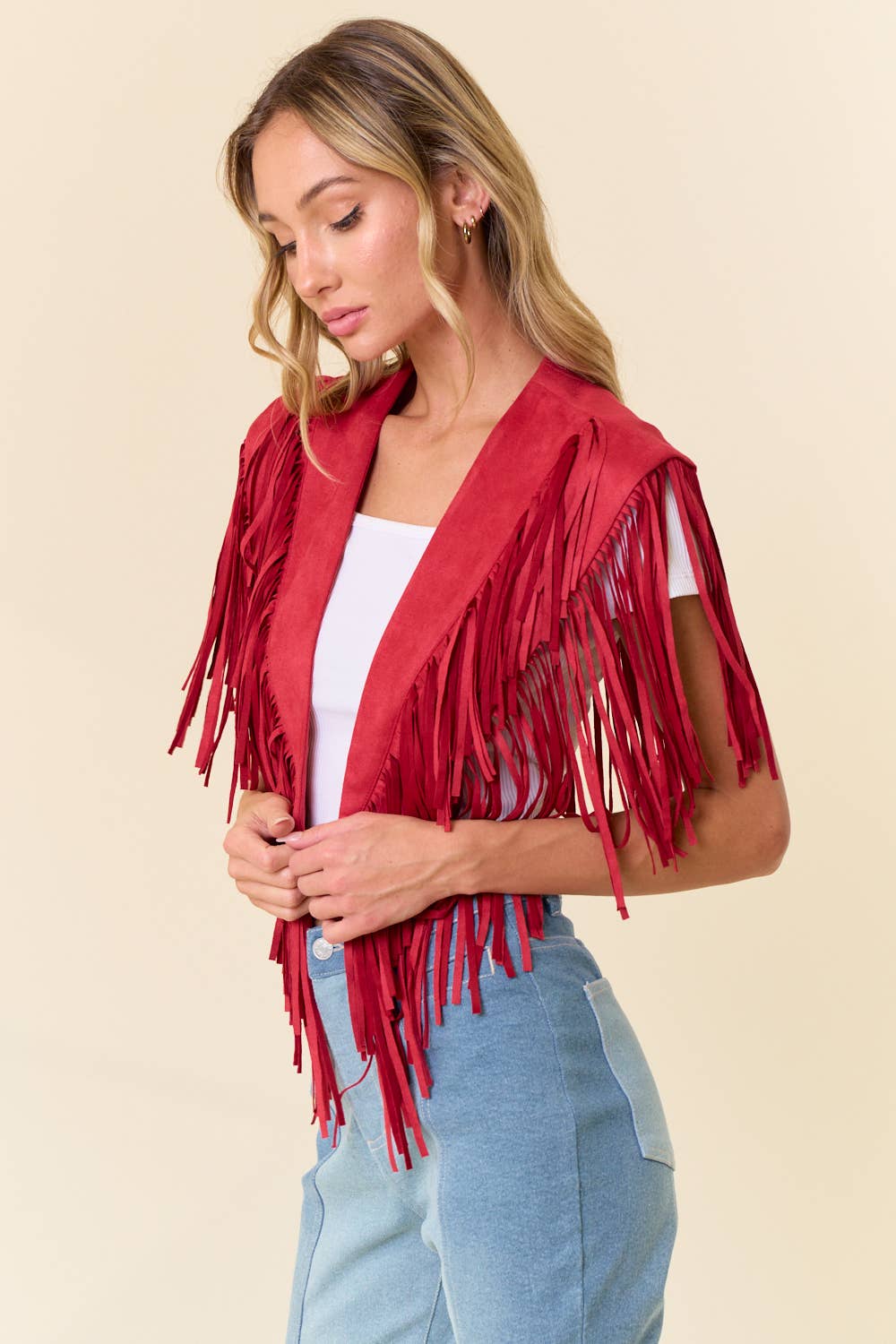 RED TRENDY WESTERN FRINGE SUEDE COLLAR / SHRUG