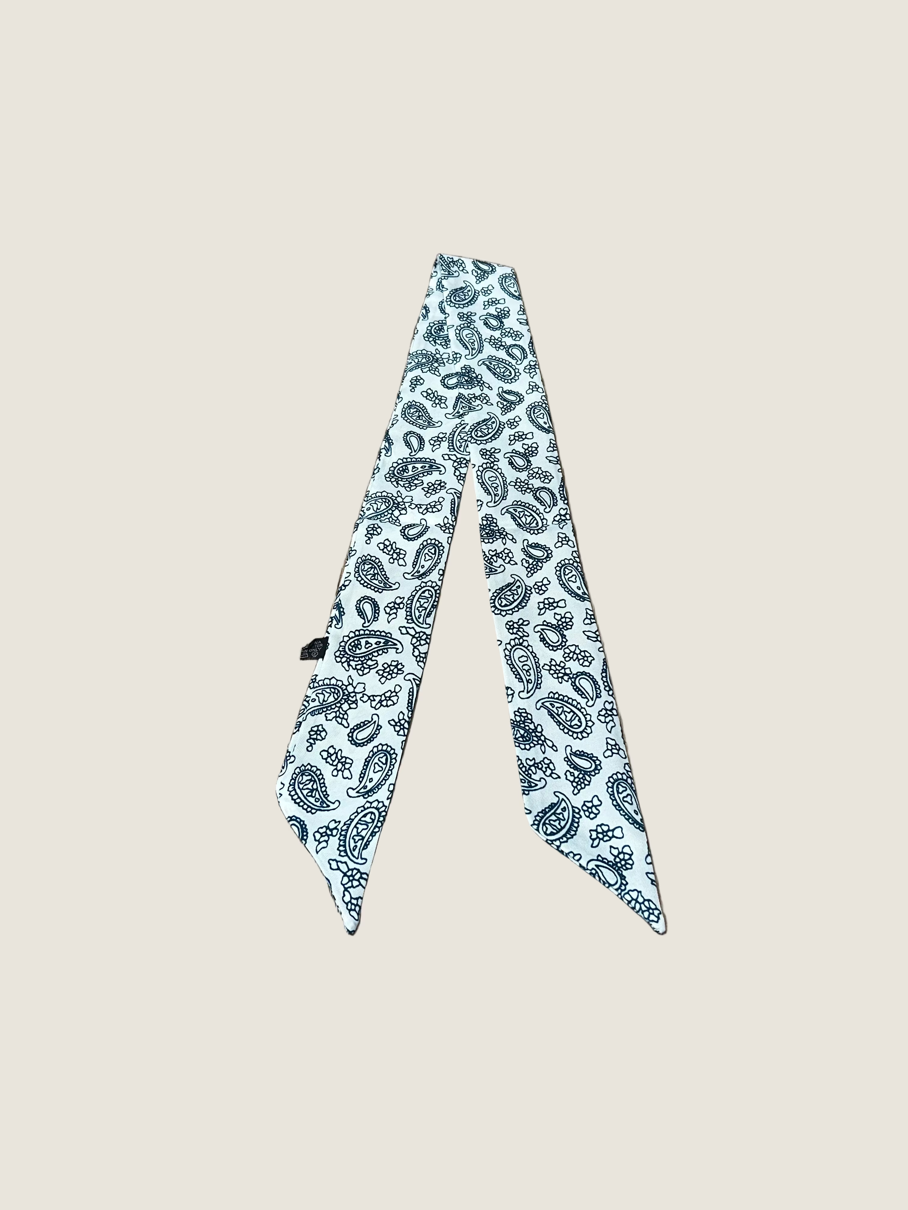 Ribbon Scarf