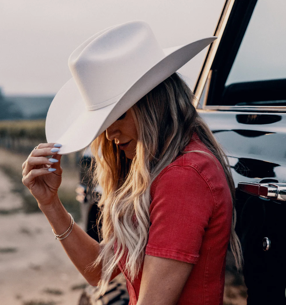 72 THE COWGIRL HAT