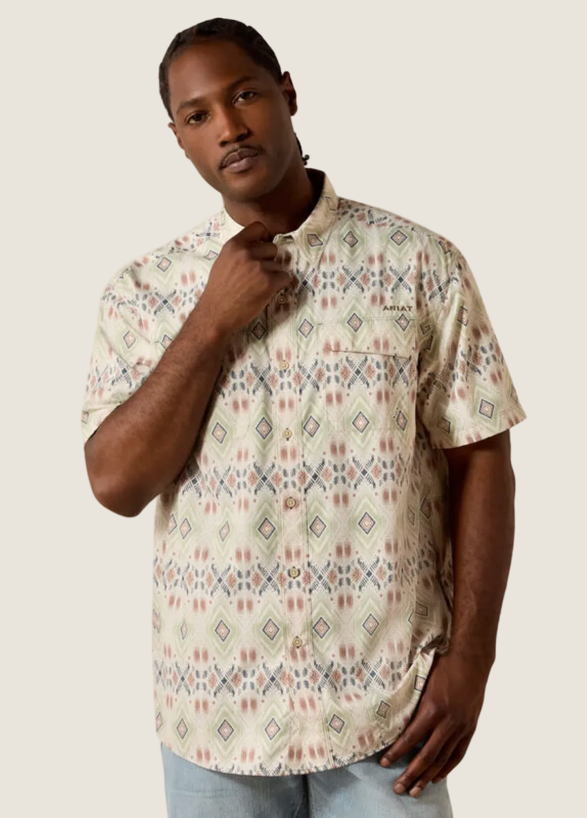 Ariat Men's VentTEK Outbound Classic Fit Short Sleeve Shirt