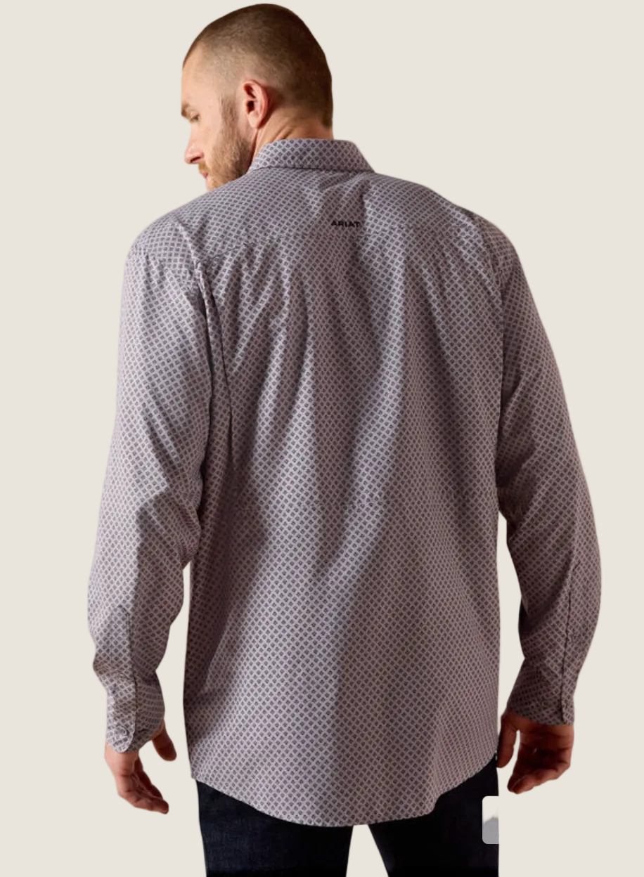 Ariat Men's VentTEK Outbound Classic Fit Long Sleeve Shirt