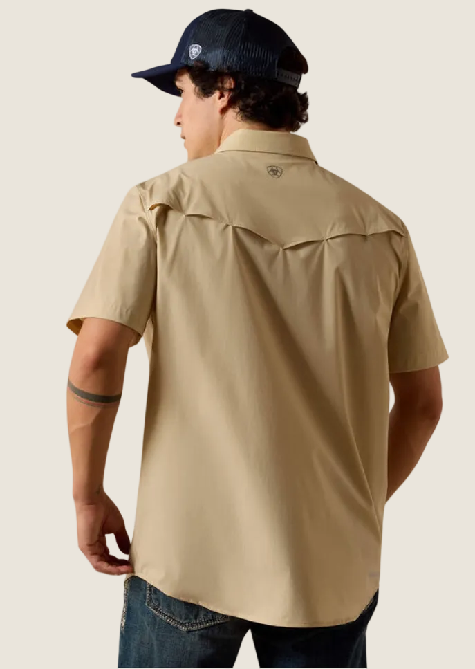 Ariat Men's FrontierTough Printed VentTEK Western Fitted Short Sleeve