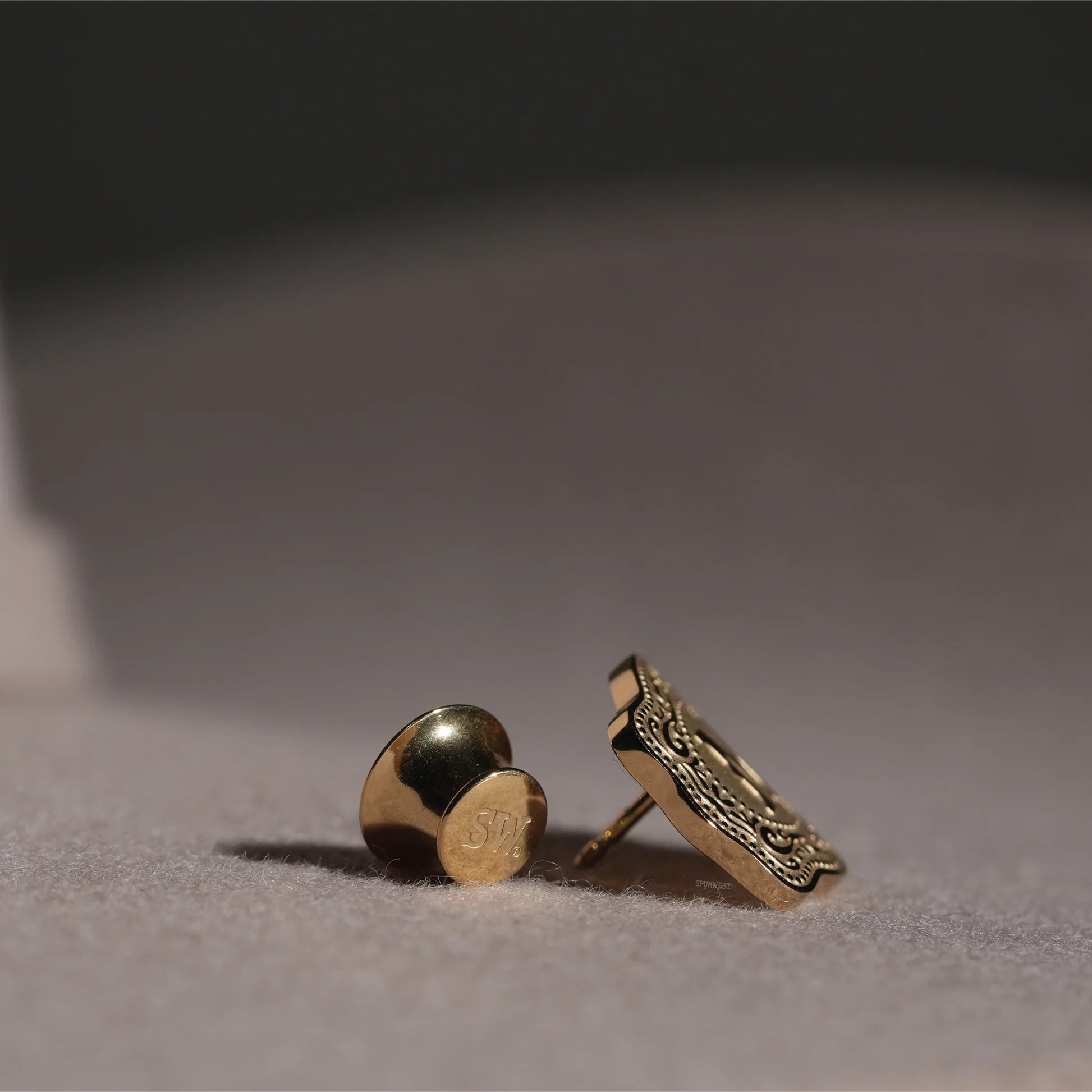SpurWest Mini Belt Buckle Hatpin (Initial) Gold