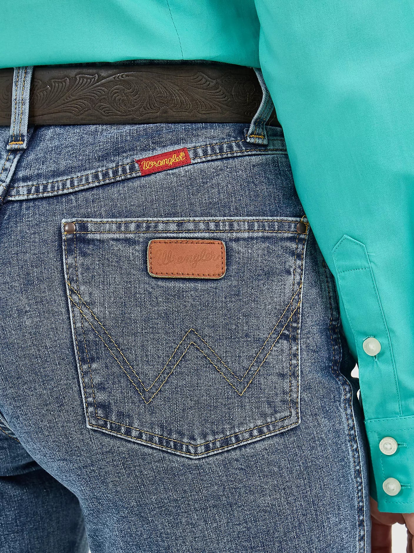 Wrangler Women's Cowboy Cut Slim Fit Stretch Jean