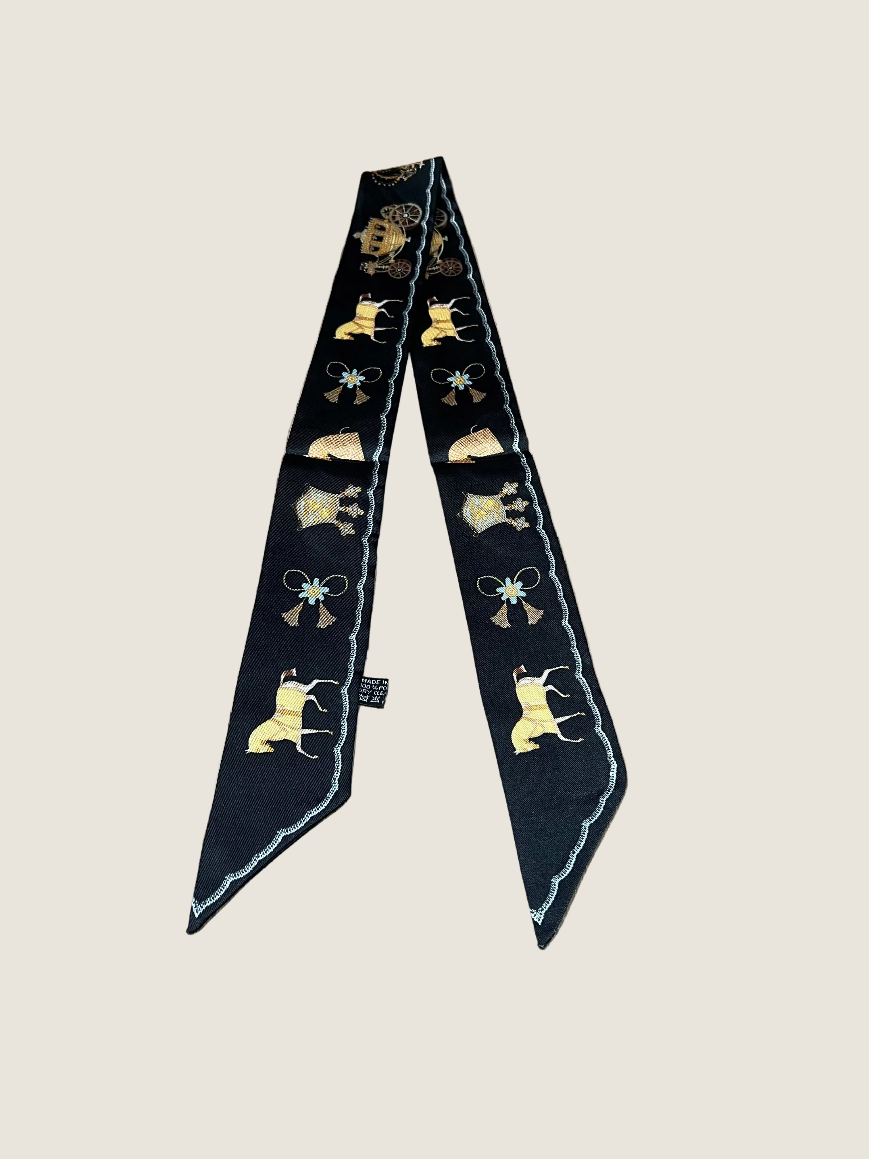 Ribbon Scarf