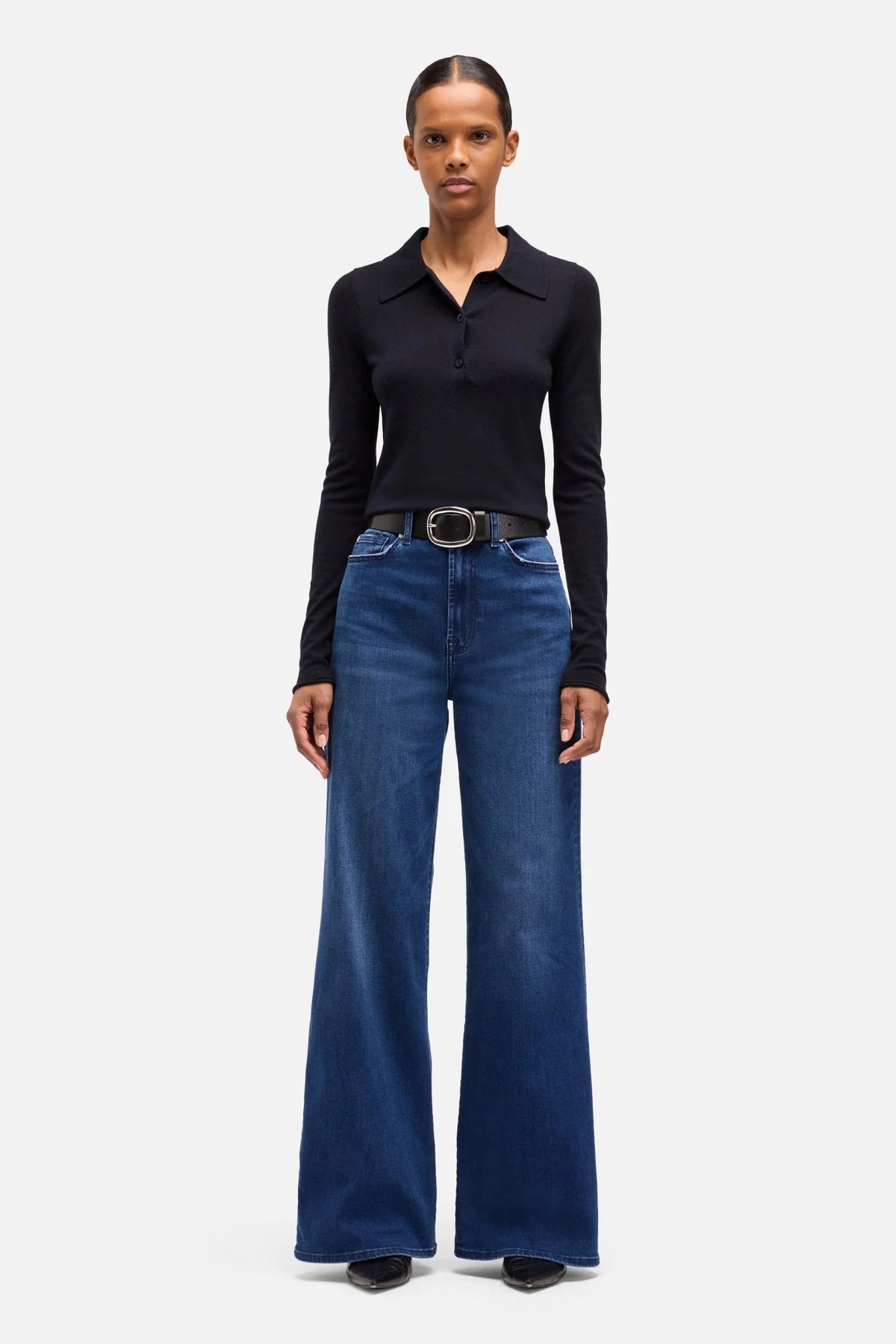 7 For All Mankind Ultra High Rise Jo in Slim Illusion Crater