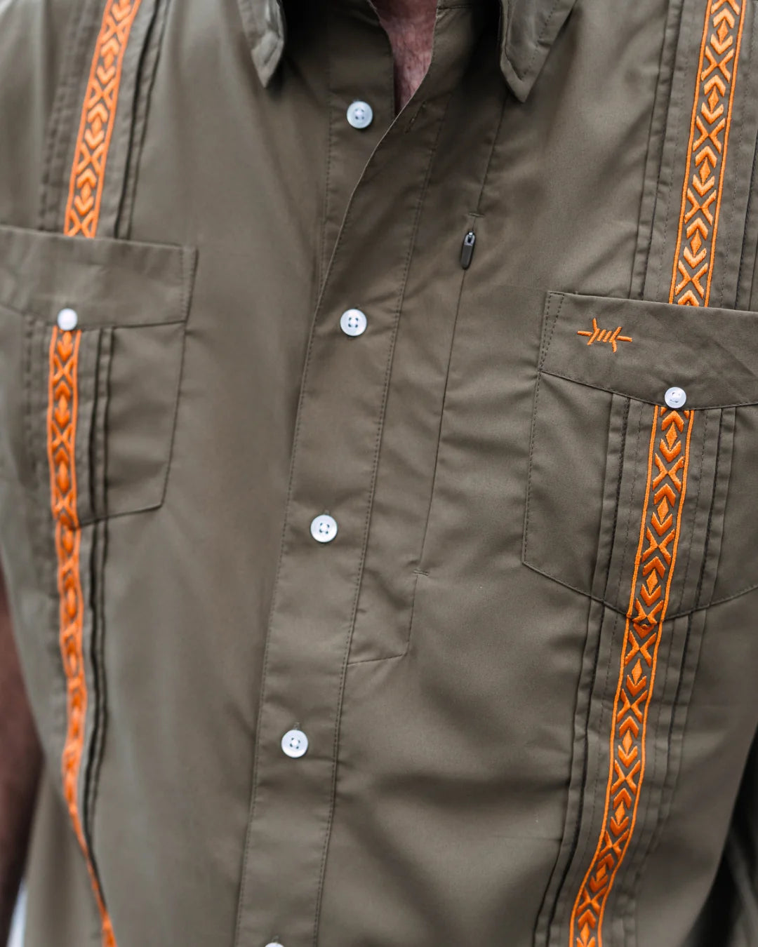 Texas Standard Guayabera Libre