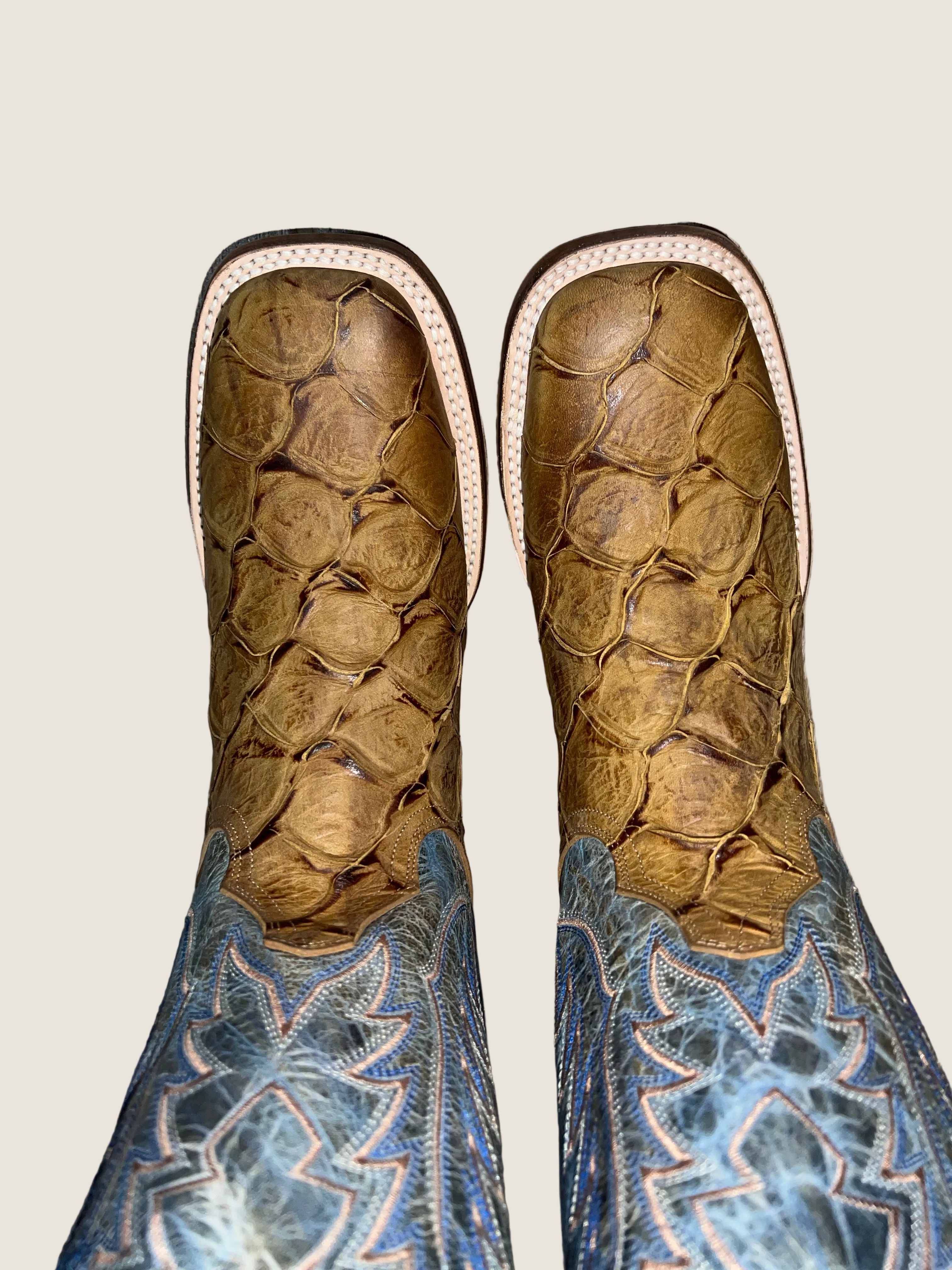 Roper Men's Waxy Dark Blue Leather Big Old Fish Boots