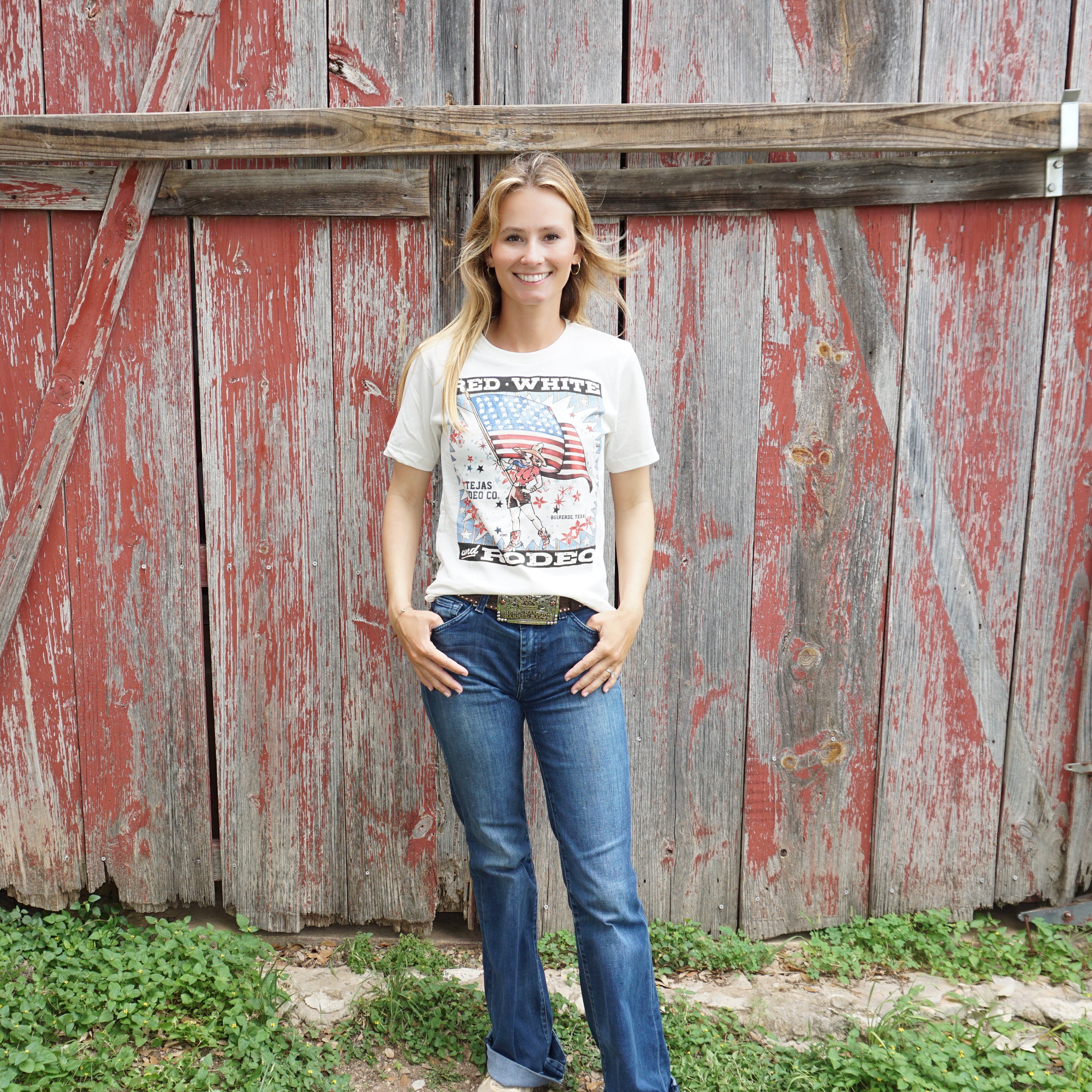XOXO Art & Co. Flowers Red And White Rodeo