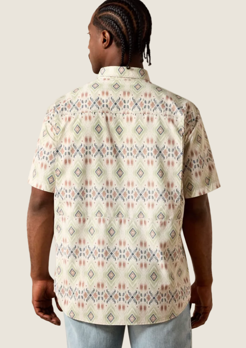 Ariat Men's VentTEK Outbound Classic Fit Short Sleeve Shirt