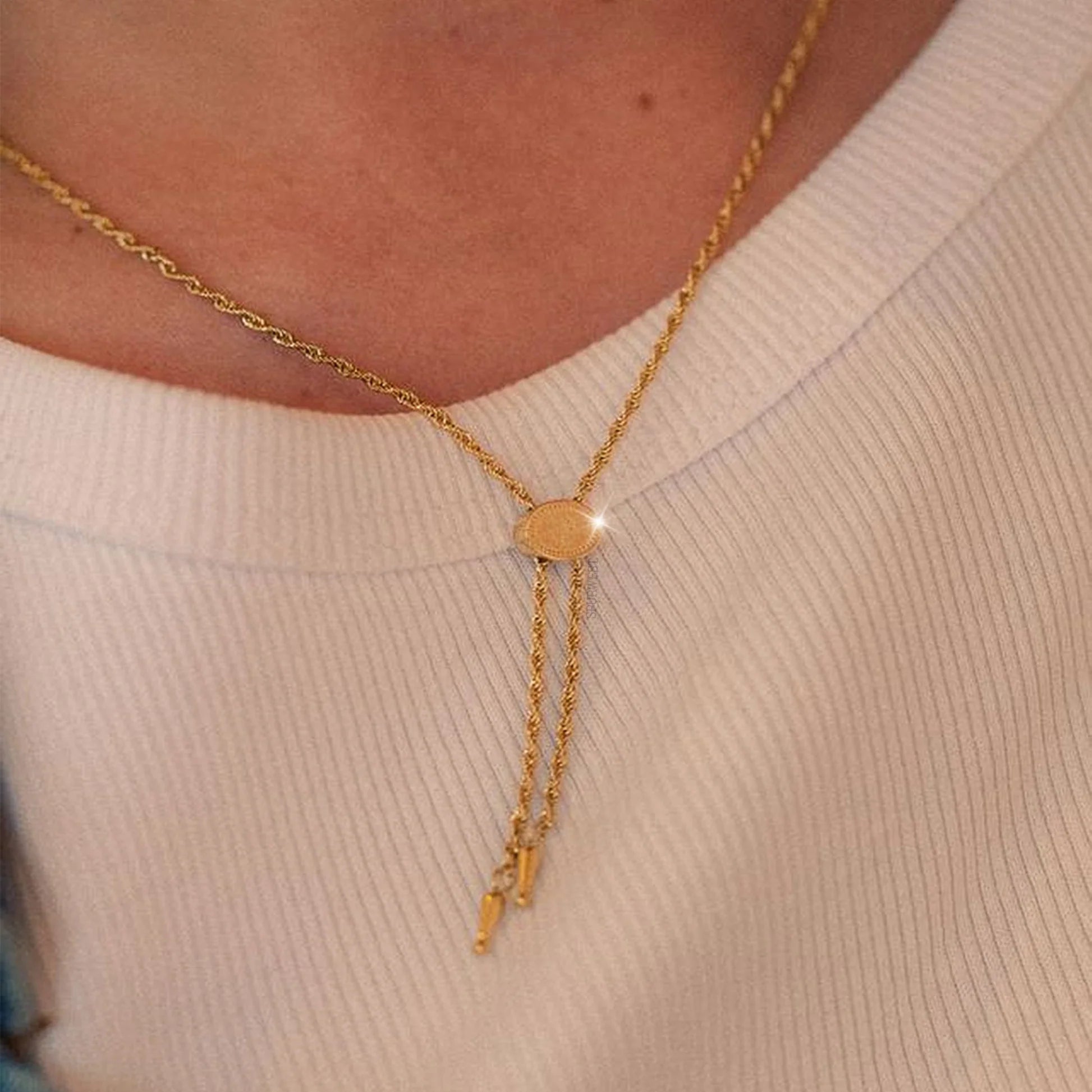 Annley Bolo Tie Necklace (Gold)